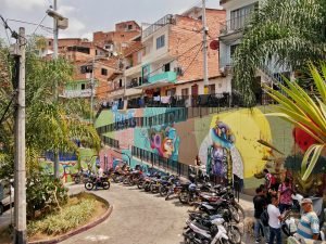 street art in comuna 13